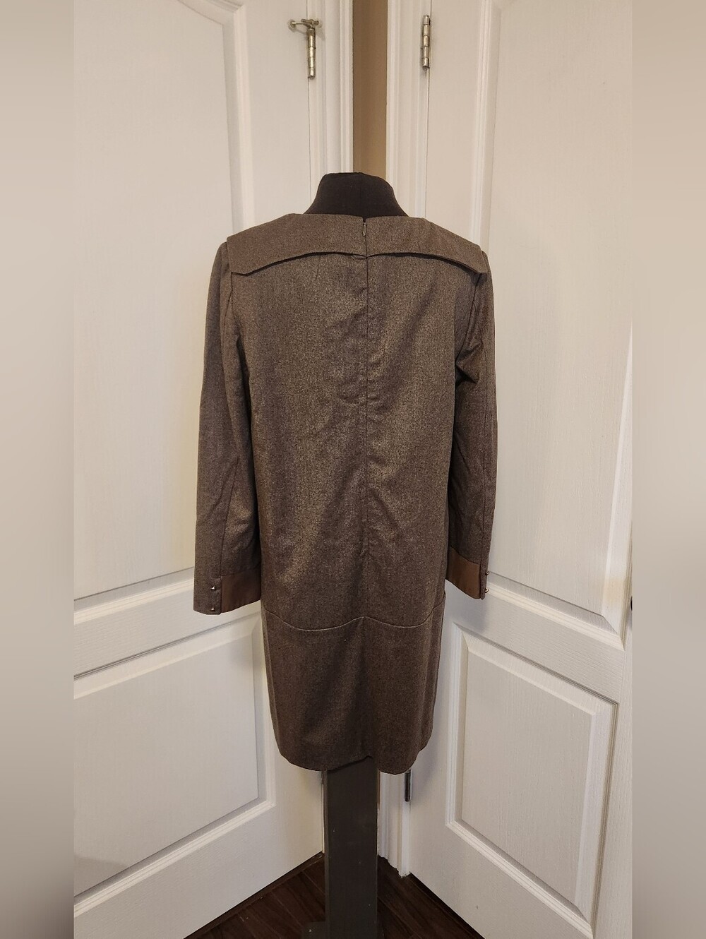 SYSTEM Dress - Picture 4 of 11